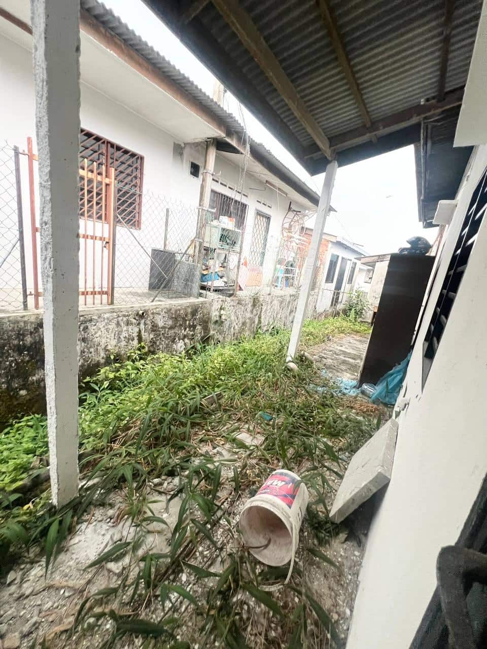For Sale(AH7799) 
Single Storey Low Cost 
7 Jalan … 5