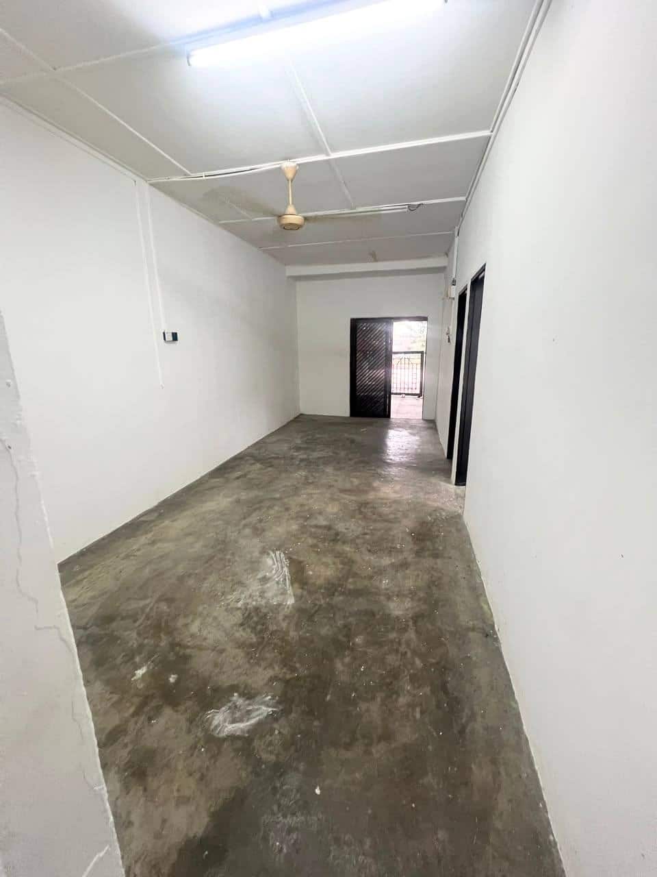 For Sale(AH7799) 
Single Storey Low Cost 
7 Jalan … 6