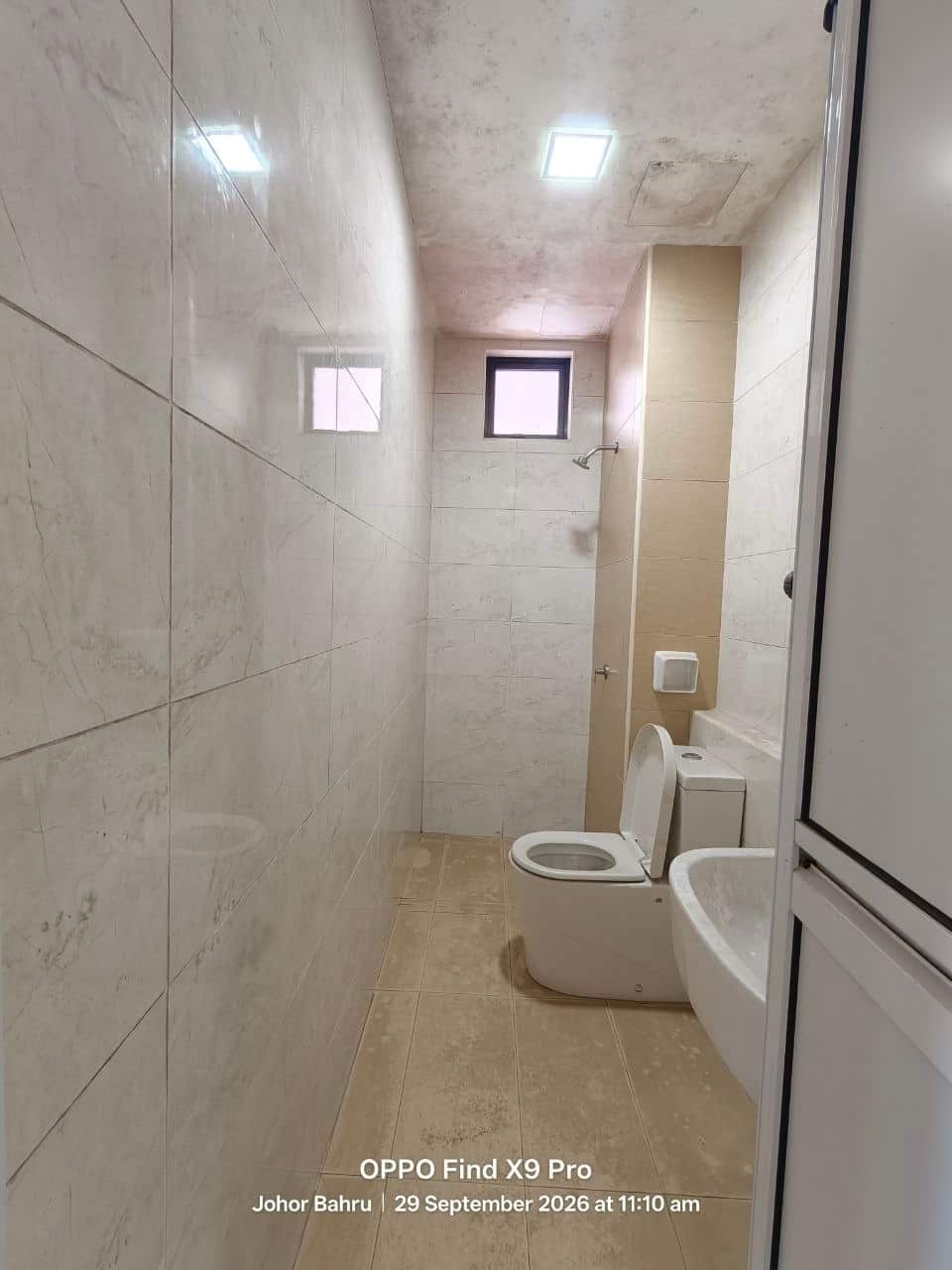 For Sale
 D’Summit Residences

. Built-up: 764 sq.… 5