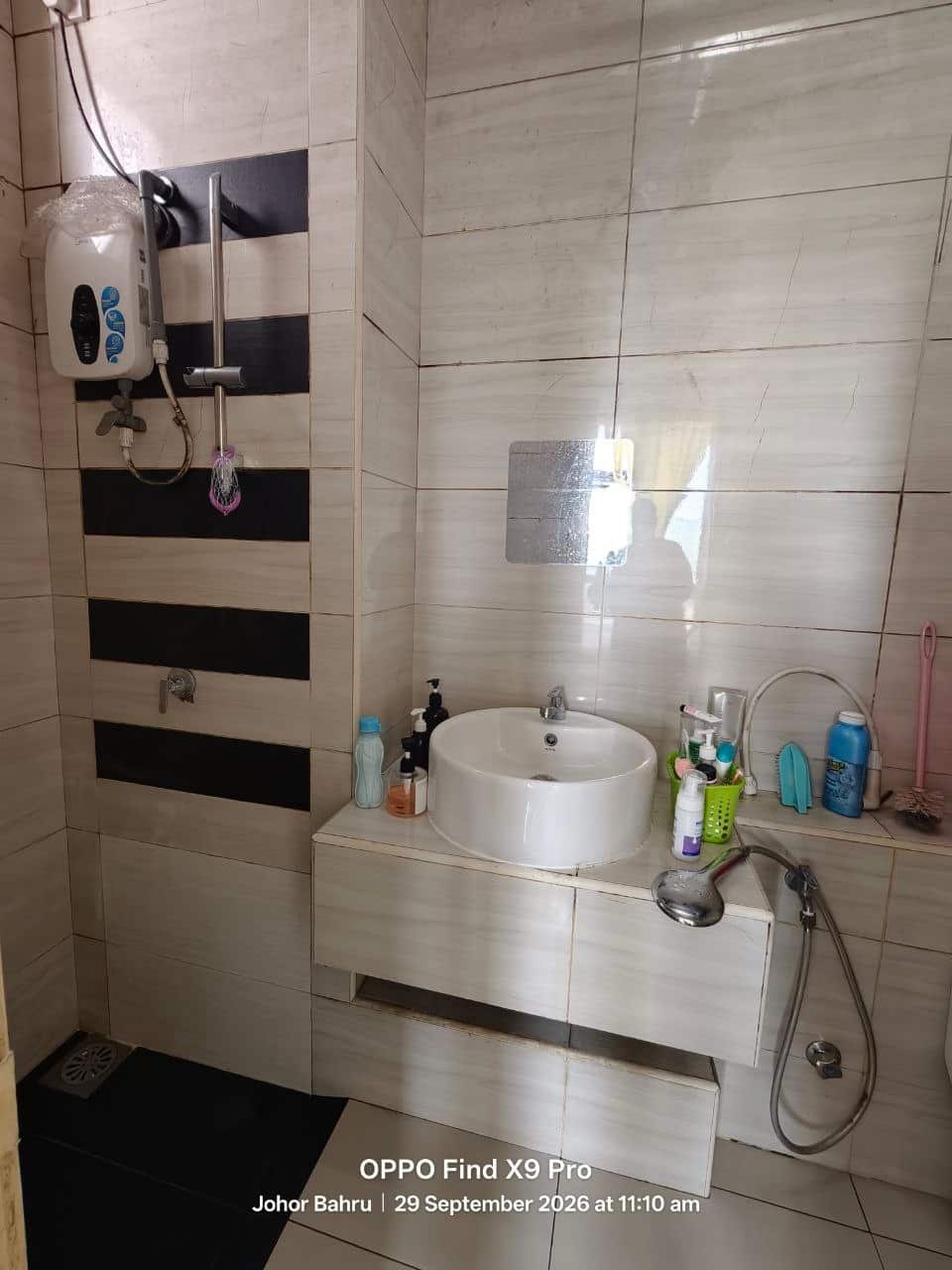 For Sale
 D’Summit Residences

. Built-up: 764 sq.… 9