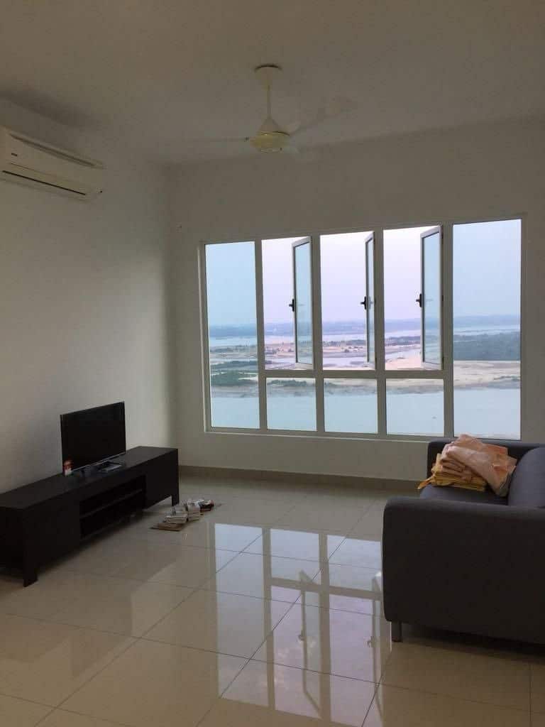 For Sales

Tropez Residence Danga Bay 
 
Build up … 2