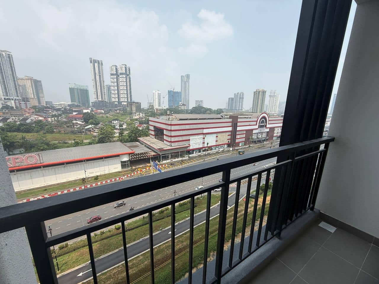 For Sale ( LL8062 )
Trellis Residence @ JB Town 
（… 7