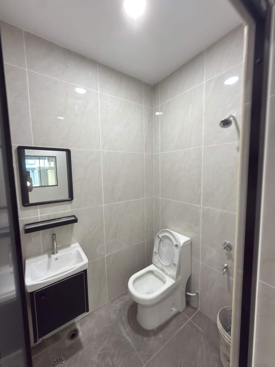 🏡 FOR SALE | RARE CORNER LOT @ TAMAN UNIVERSITY 🔥
… 6