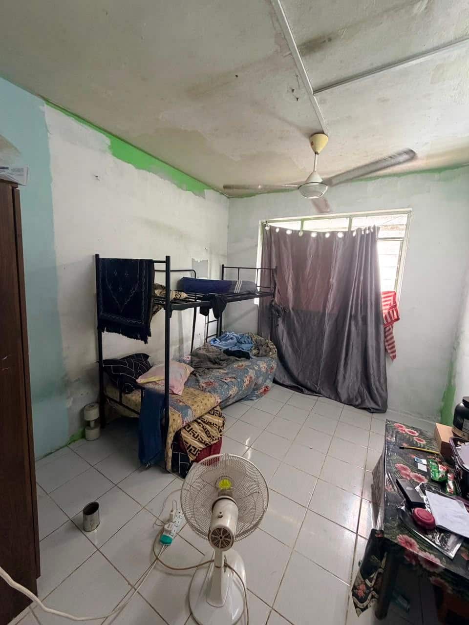*For Sales*
*Taman Daya Flat*

*For Sale: RM 178k*… 3