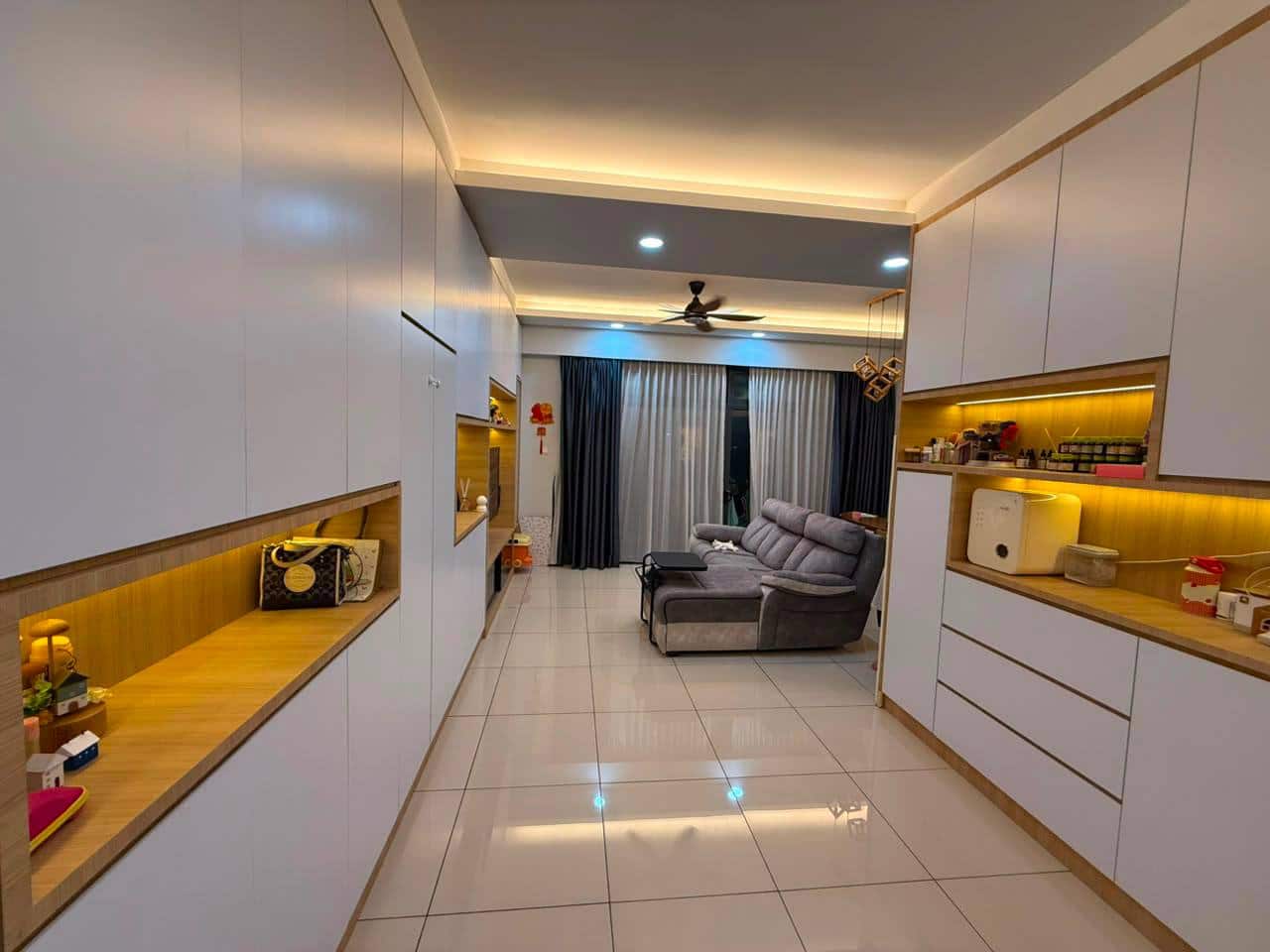 For Sale (AH7799)
8 Scape Apartment Sutera Perling… 5