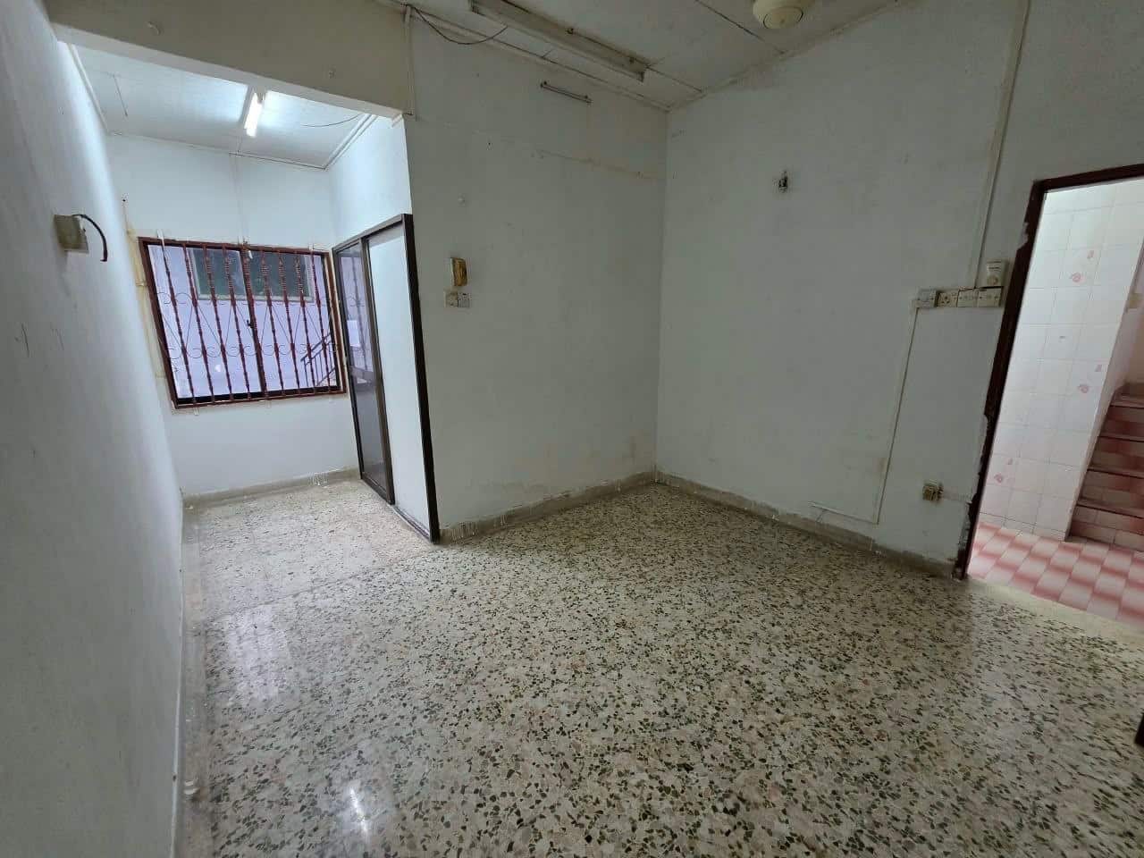 🏠 SINGLE STOREY TERRACE HOUSE FOR SALE

📍 Jalan La… 4
