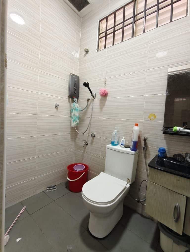 Jalan Kenari, Bandar Putra Kulai

Single Storey Te… 6