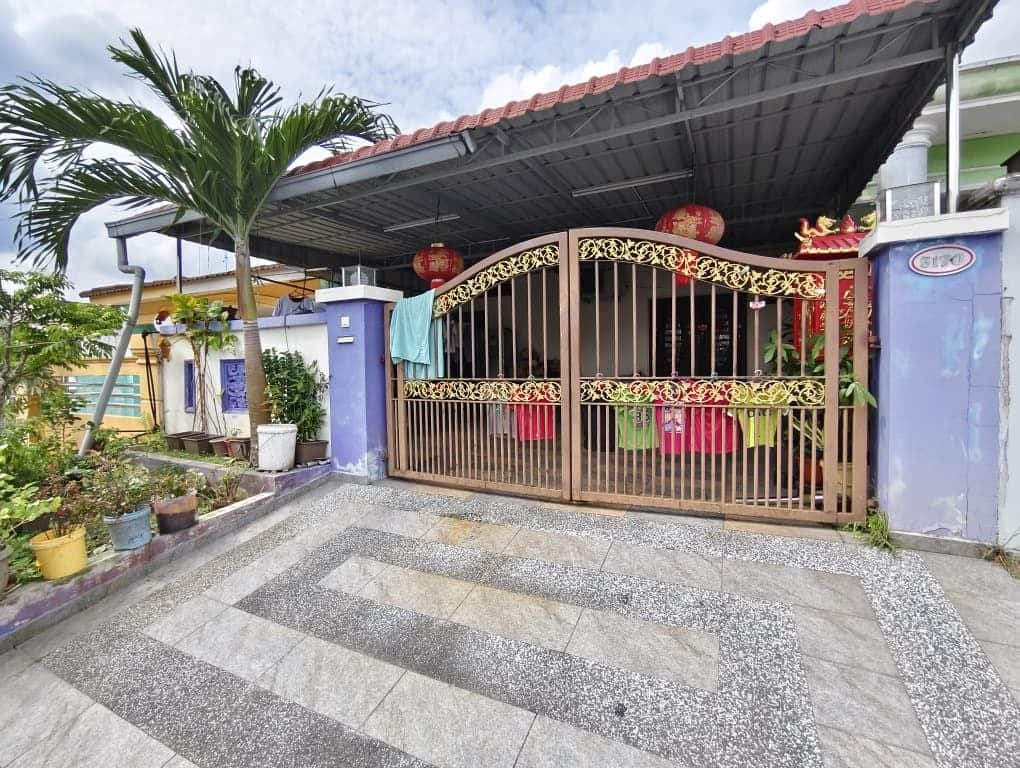 Jalan Kenari, Bandar Putra Kulai

Single Storey Te… 8