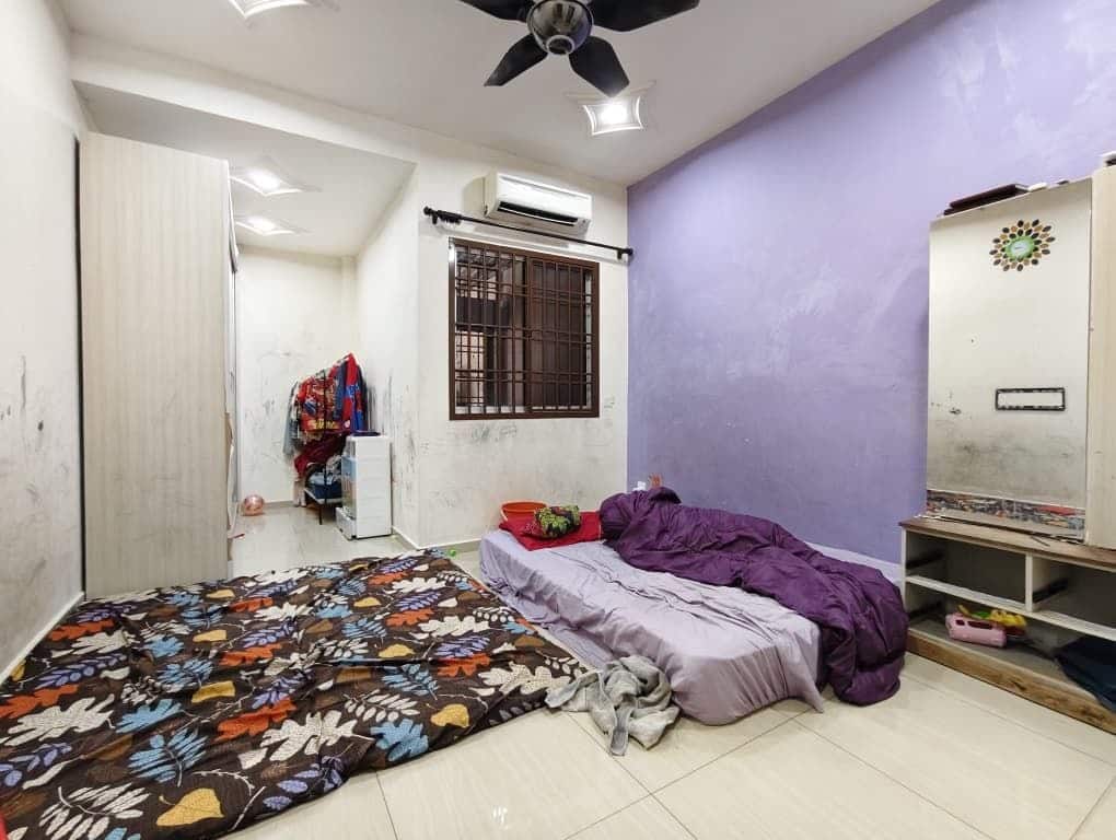 Jalan Kenari, Bandar Putra Kulai

Single Storey Te… 10