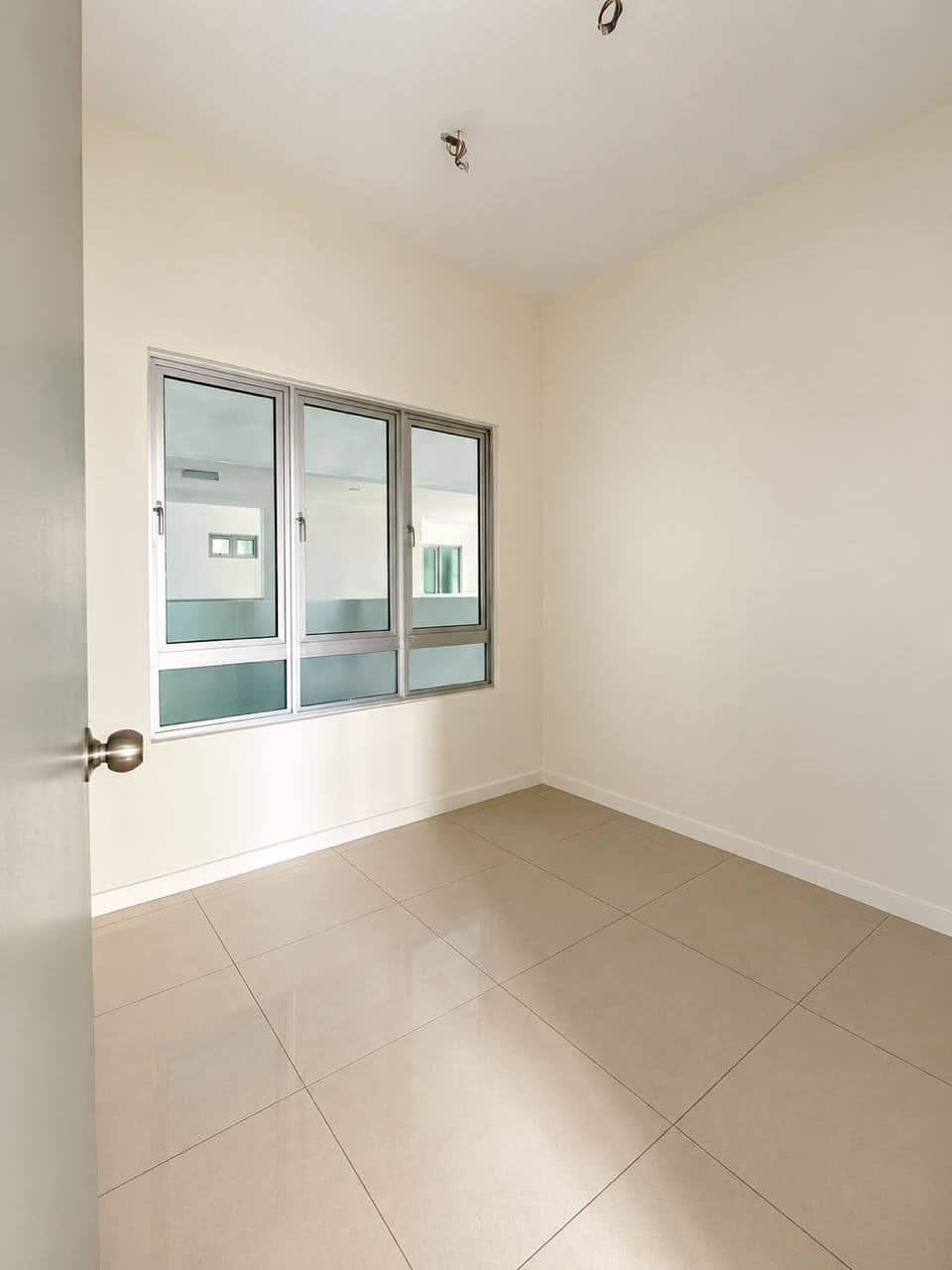 Full Loan + Cash Out 2K-52K

For Sale（AH7799） 
One… 4