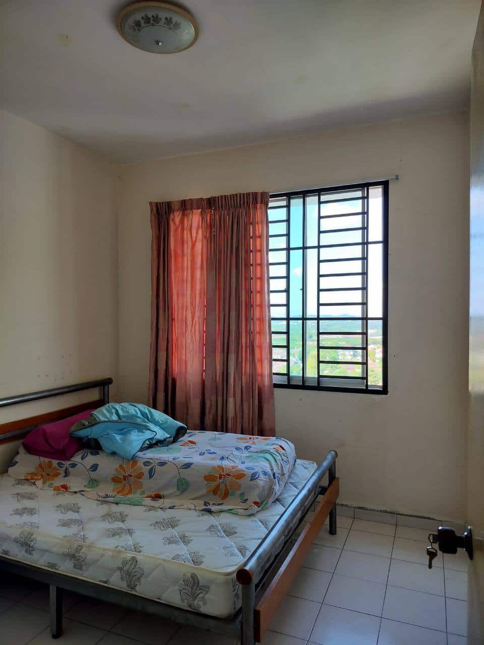 For Sale  (AH7799)
Nusa Perdana 
905 Sqft 
3Bedroo… 5