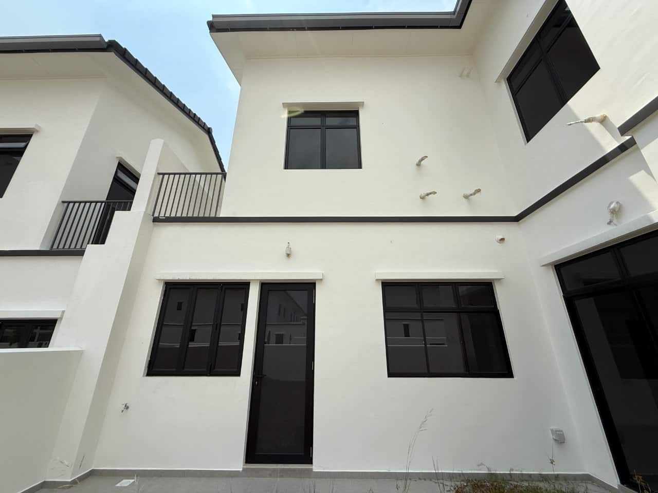 For Sale (RW9788)

DROP PRICE ‼️
The Commune @ Eco… 4