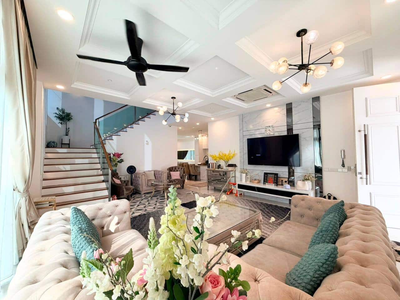 For Sale (AH7799)
The Verandah Eco Botanic 
East W… 7