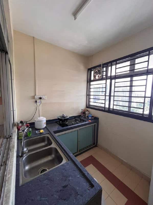 For Sale (AH7799)
Kipark Tampoi 
Corner Unit 
947 … 7
