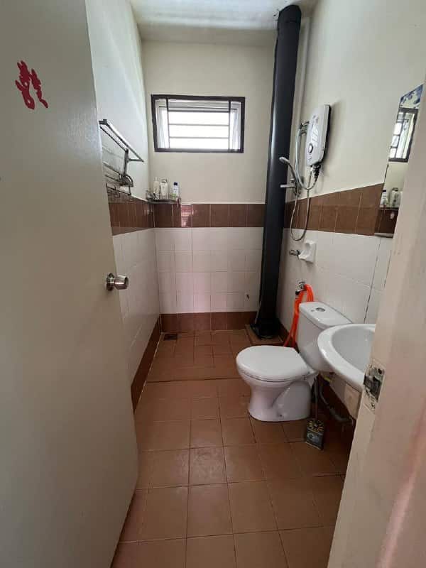 For Sale (AH7799)
Kipark Tampoi 
Corner Unit 
947 … 12