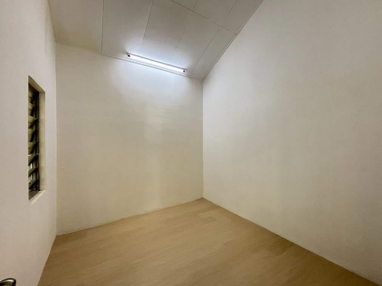 🏡 FOR SALE | SRI SAUJANA, ULU TIRAM
📍 Kota Tinggi,… 4