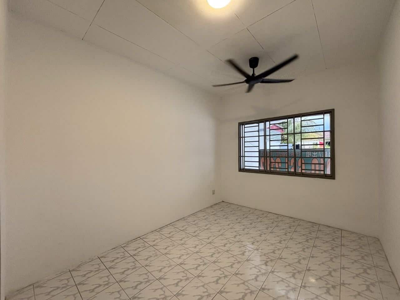 🏡 FOR SALE | SRI SAUJANA, ULU TIRAM
📍 Kota Tinggi,… 5