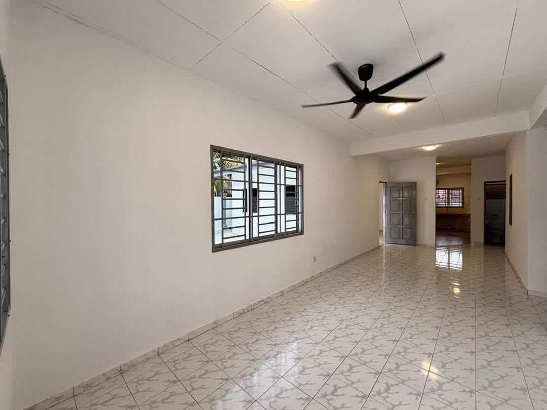 🏡 FOR SALE | SRI SAUJANA, ULU TIRAM
📍 Kota Tinggi,… 6