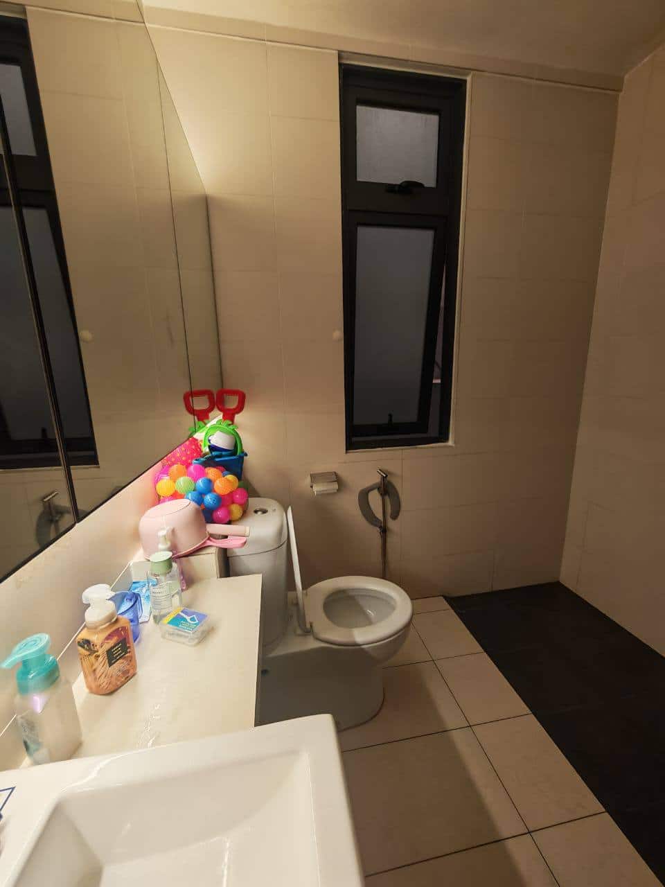 🔥 FOR SALE | 8SCAPE RESIDENCE @ TAMAN PERLING 🔥

🏡… 9