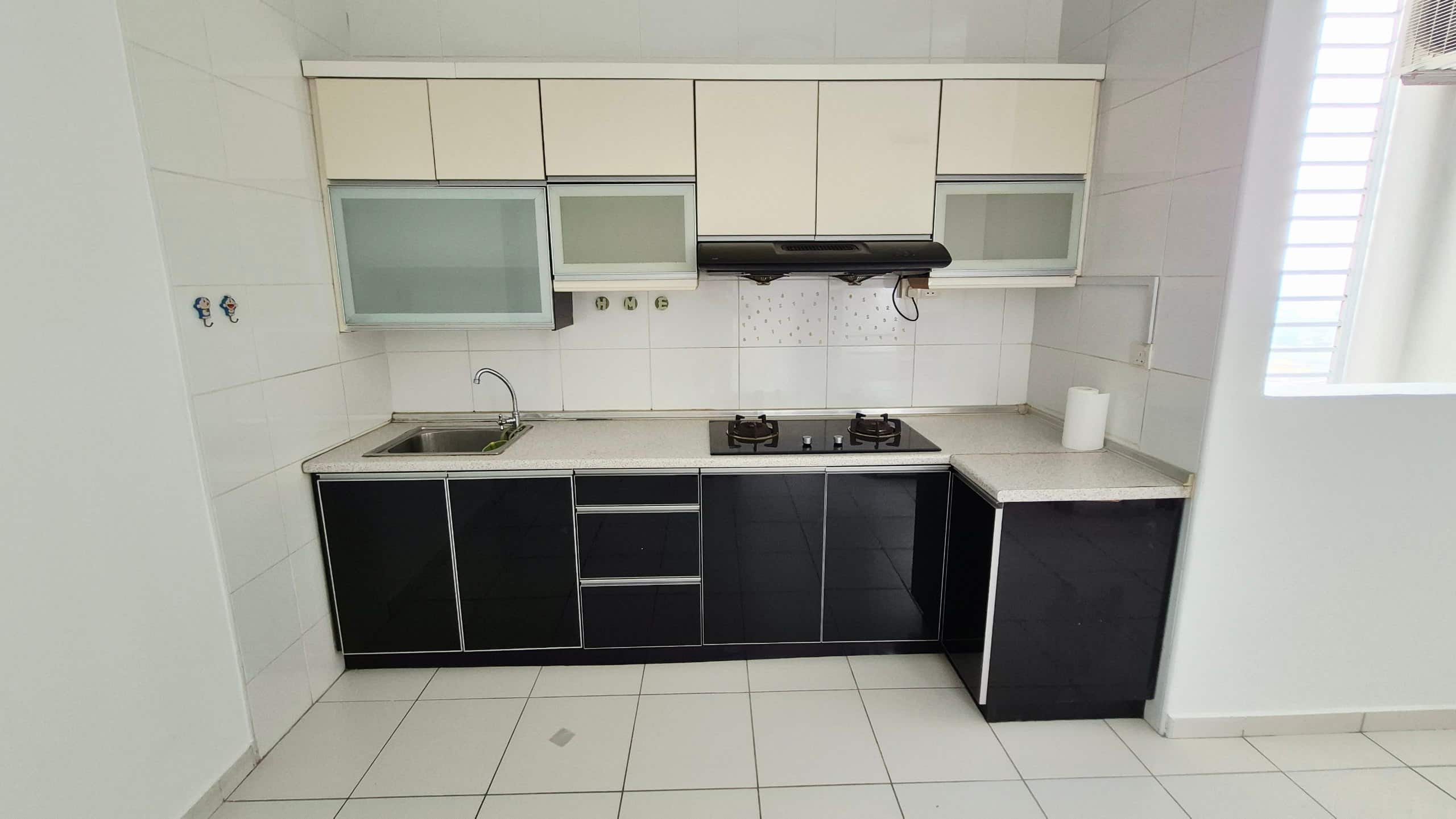 House for sell 

Sky garden setia tropika 
3 bedro… 2