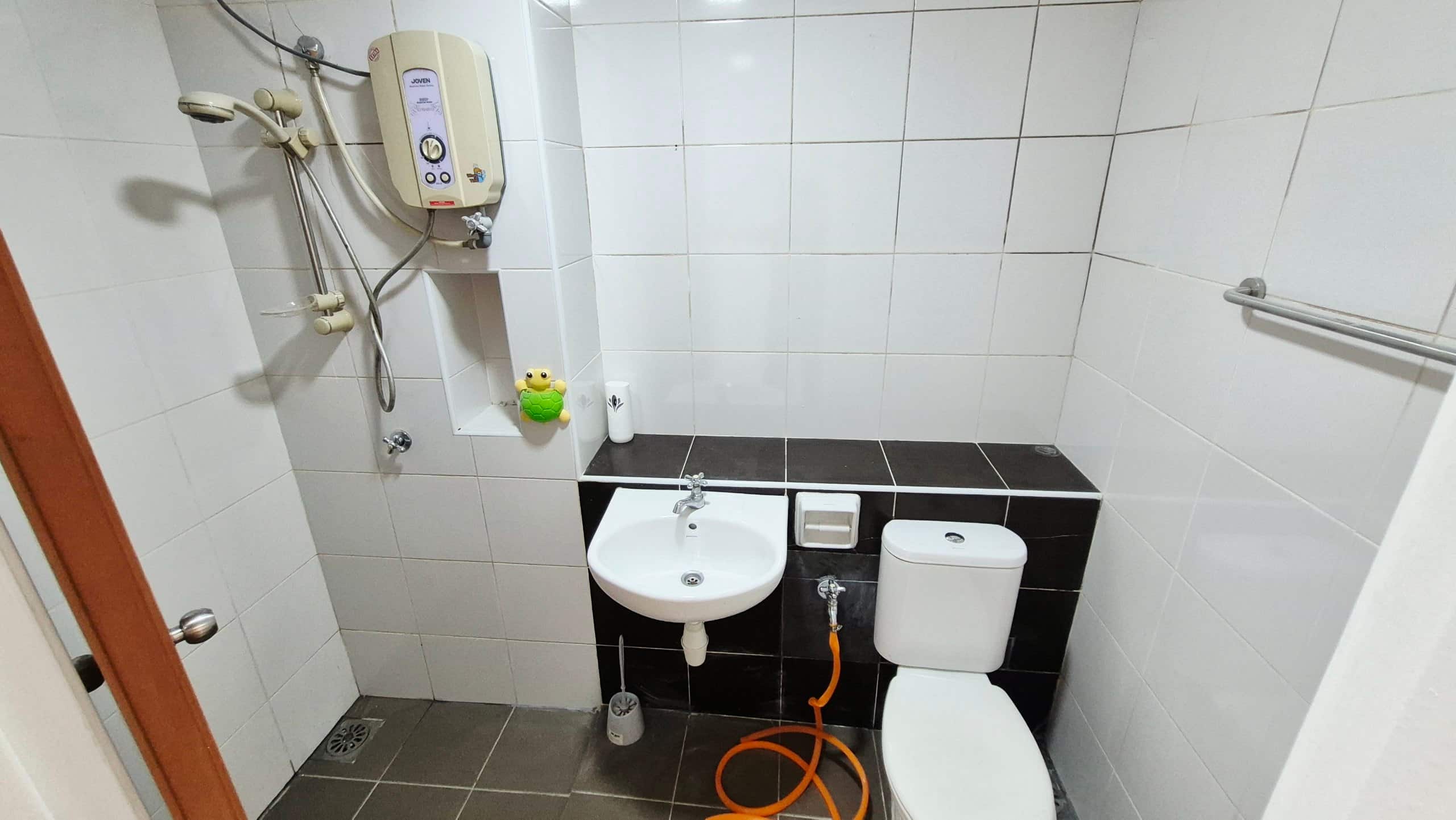 House for sell 

Sky garden setia tropika 
3 bedro… 7