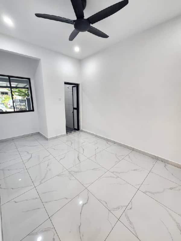 🏡 FOR SALE (DCS02) 🏡

🔥 SINGLE STOREY TERRACE HOUS… 5