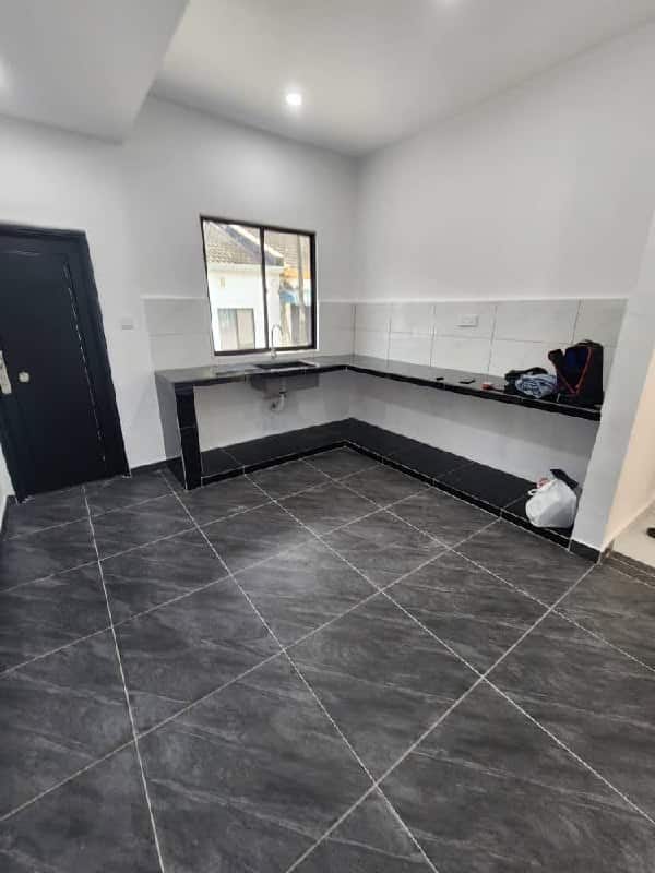 🏡 FOR SALE (DCS02) 🏡

🔥 SINGLE STOREY TERRACE HOUS… 7