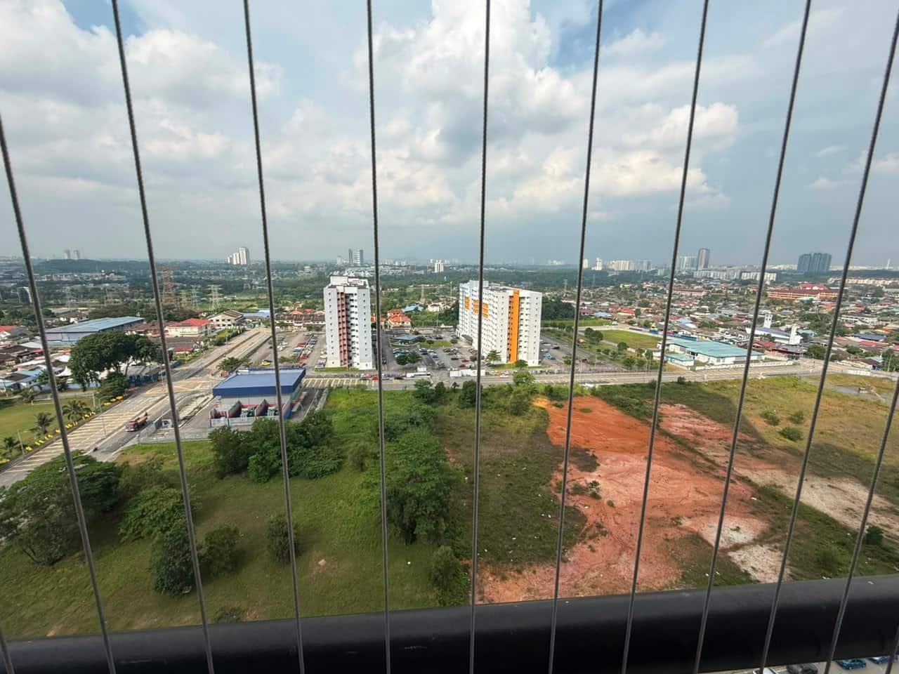 Price adjusted‼️

*Move in conditions and cheap*🤩
… 4