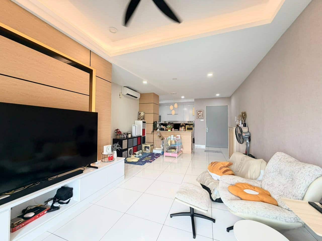 For Sale (AH7799)
Platino Apartment Paradigm Mall … 2