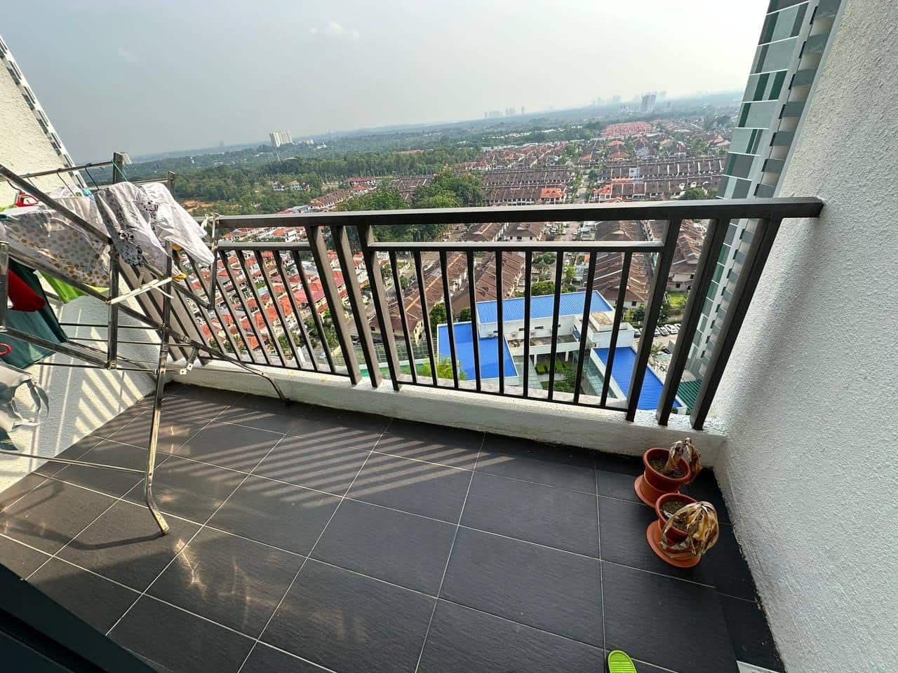 FOR SALE
Selling Rm 400k
Bv TBC 
Tenanted 
Viewing… 4