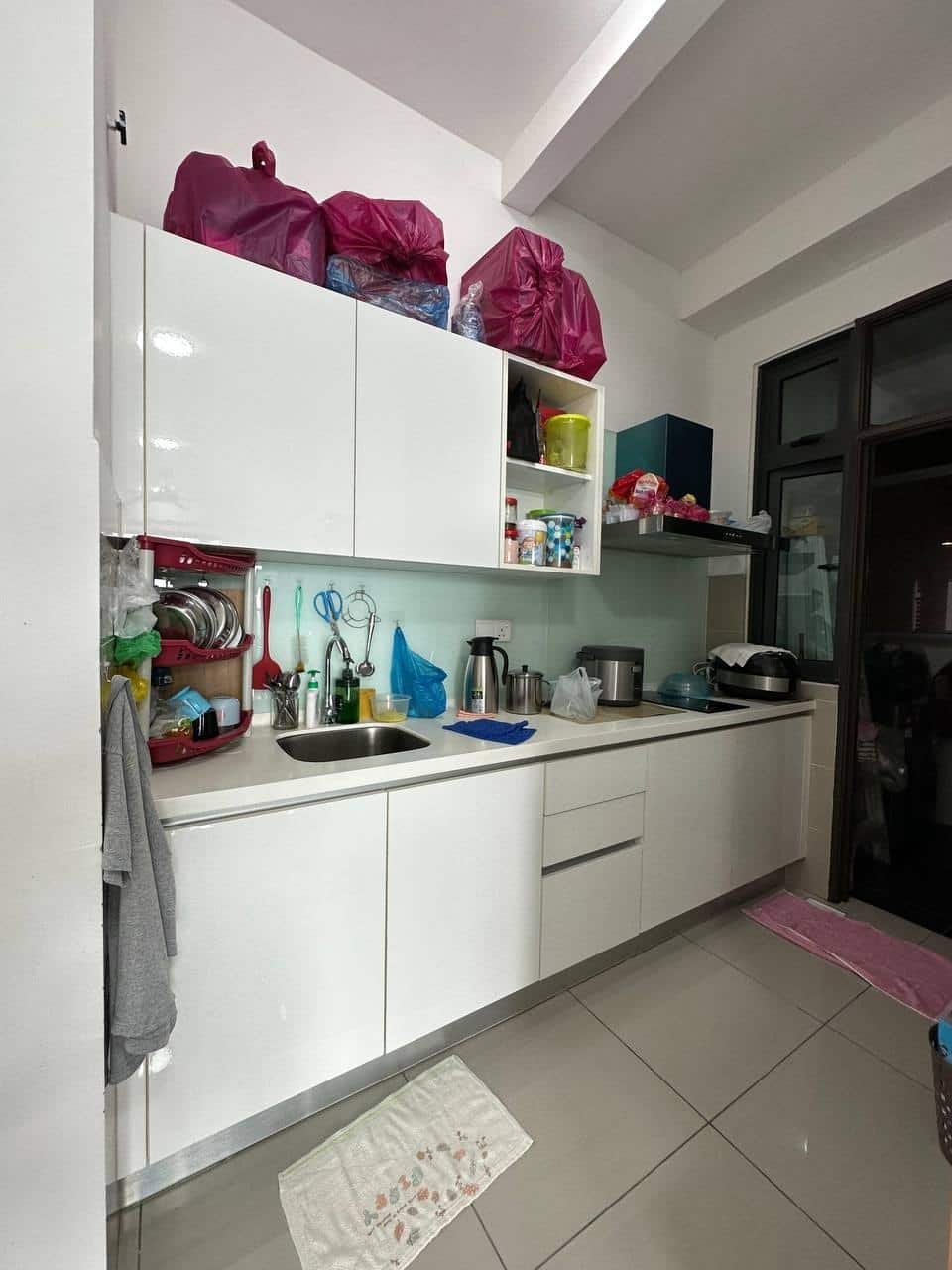 FOR SALE
Selling Rm 400k
Bv TBC 
Tenanted 
Viewing… 5