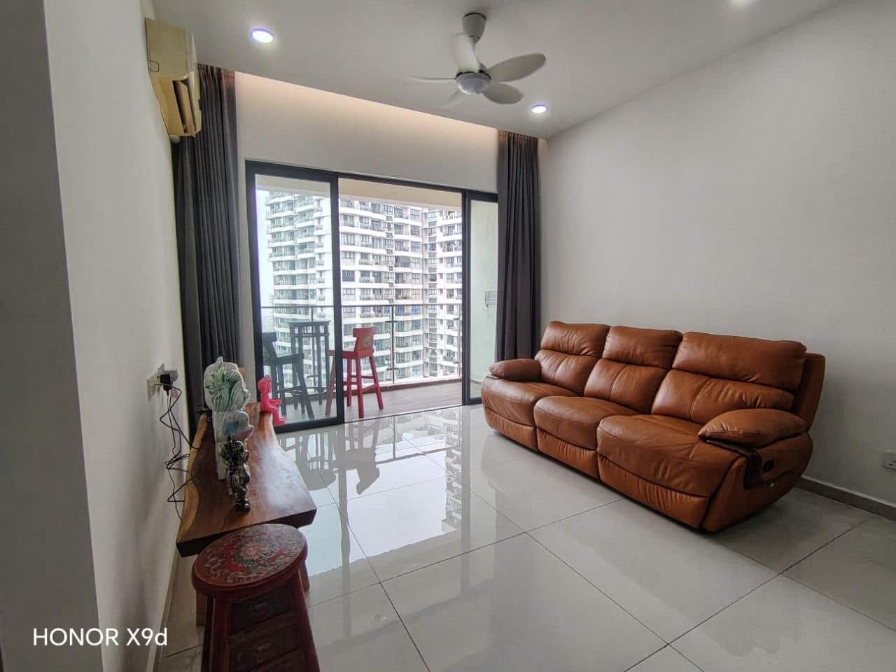 For sale

Country Garden Danga Bay 
Amberside
High… 1