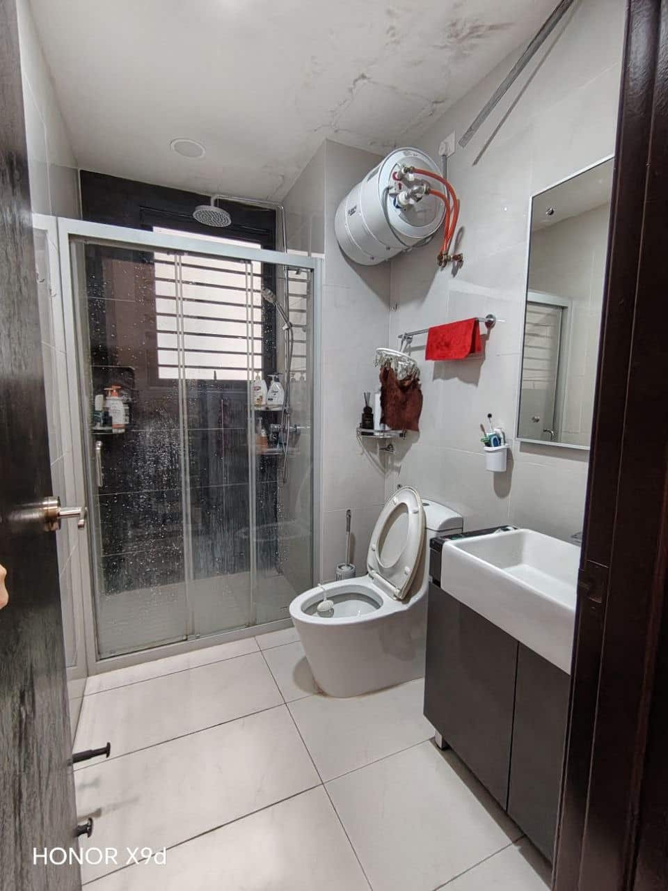 For sale

Country Garden Danga Bay
Baypoint 3A
 
F… 9