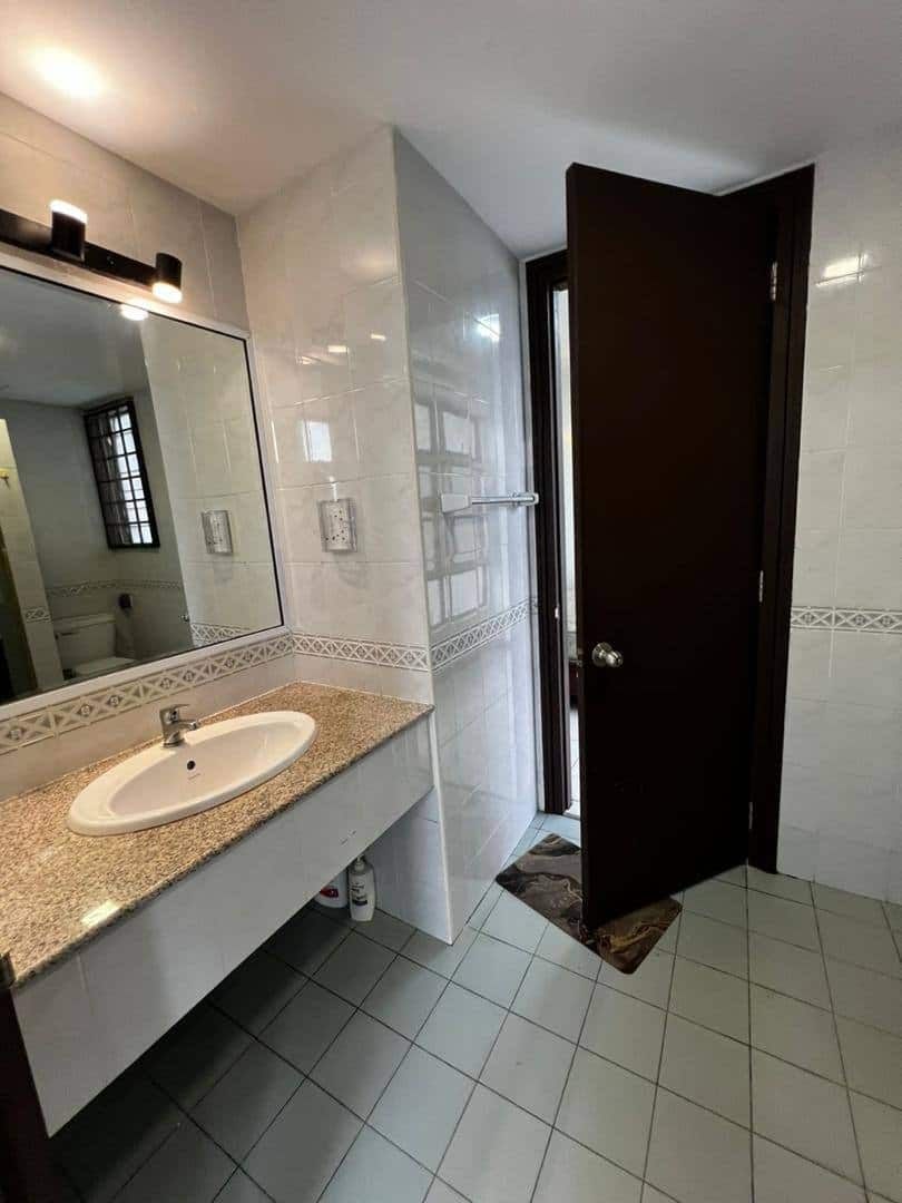 Strait View Condo 
Permas Jaya 
Block D High floor… 6