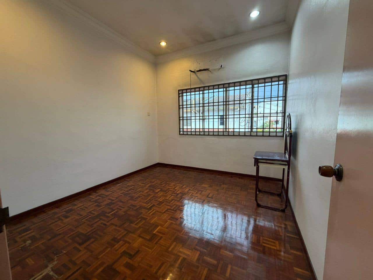 🏠 FOR SALE | CY8938 | Exclusive

🌿 Taman Pasifik S… 7