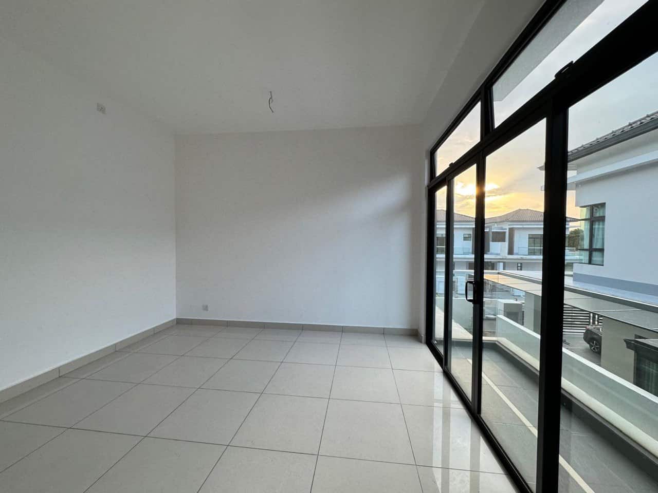 Semi-D Bandar Putra Kulai 3
