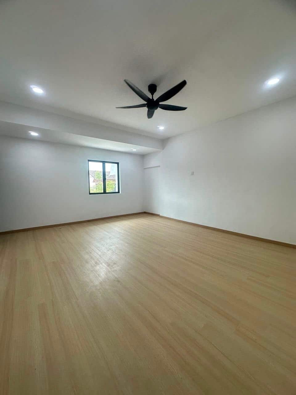 House Taman Saga 5