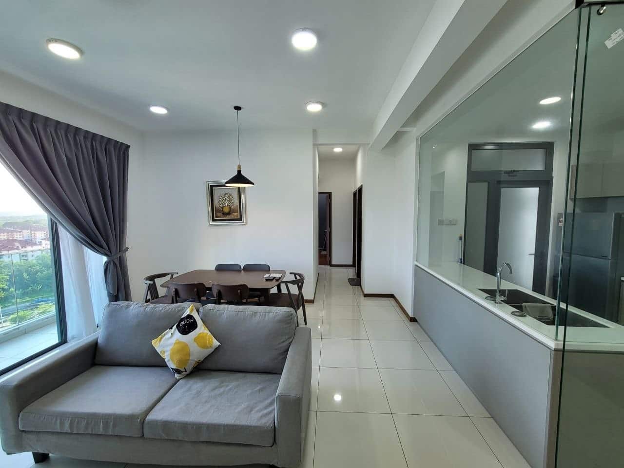 Condominium Crescent Bay Suites 3