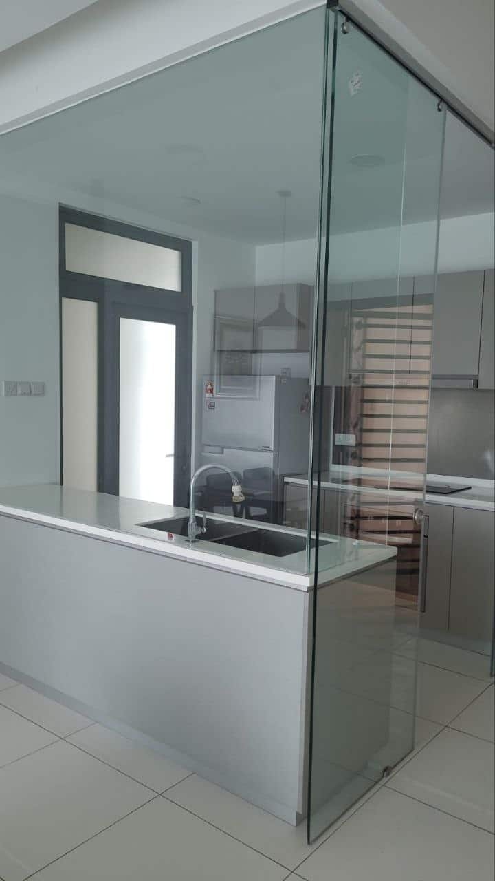 Condominium Crescent Bay Suites 4