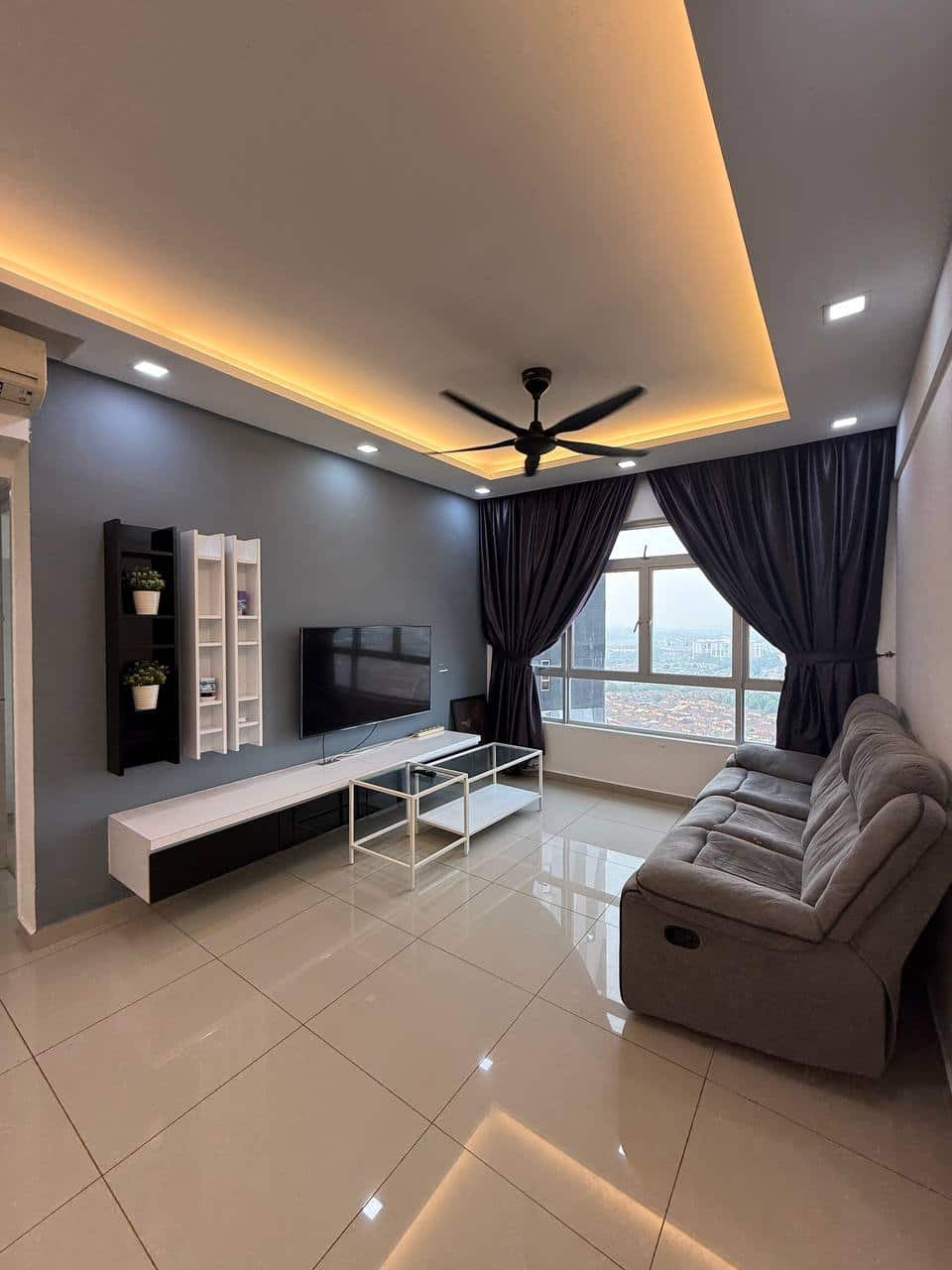 Apartment Taman Perling 1