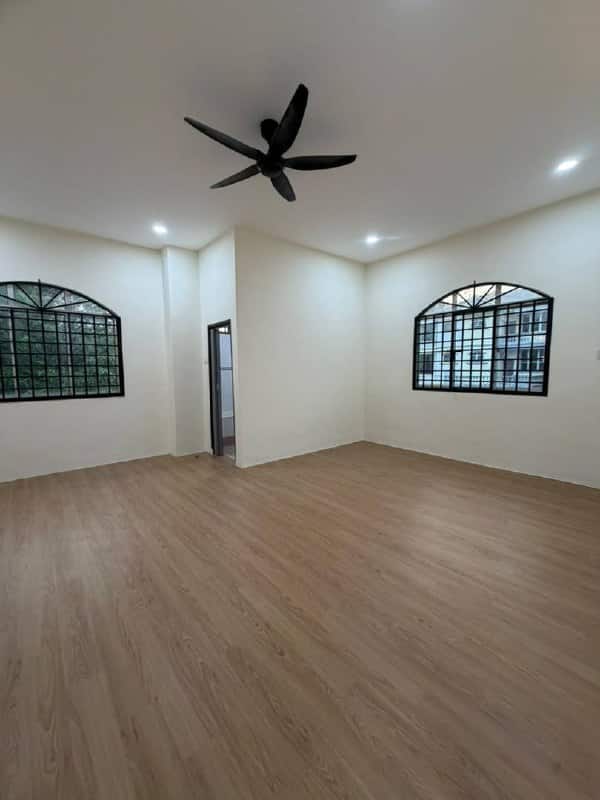 2-Storey Corner Lot Taman Pulai Utama 4