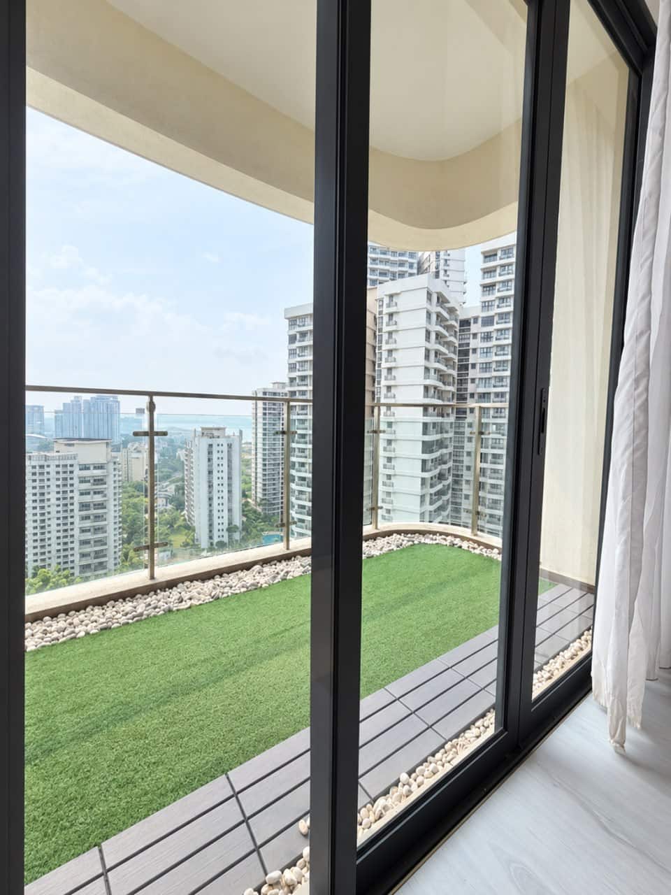 Condo Country Garden Danga Bay 3