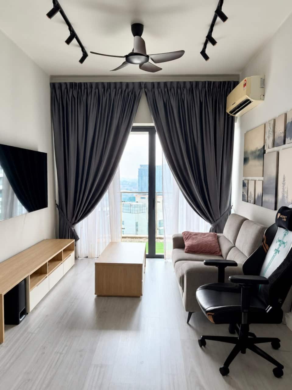 Condo Country Garden Danga Bay 1