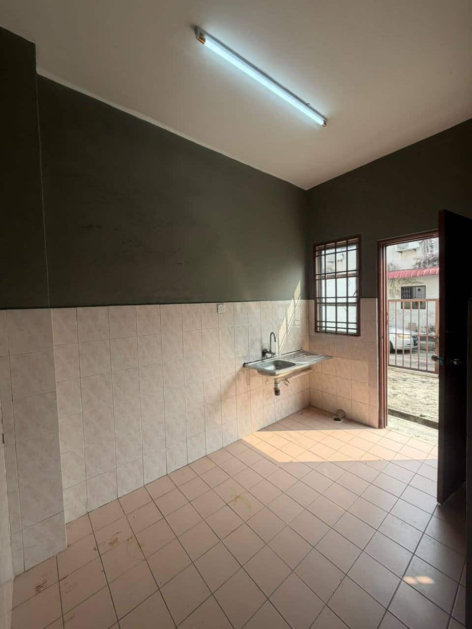 Double Storey Terrace House End Lot Taman Bukit Indah 8