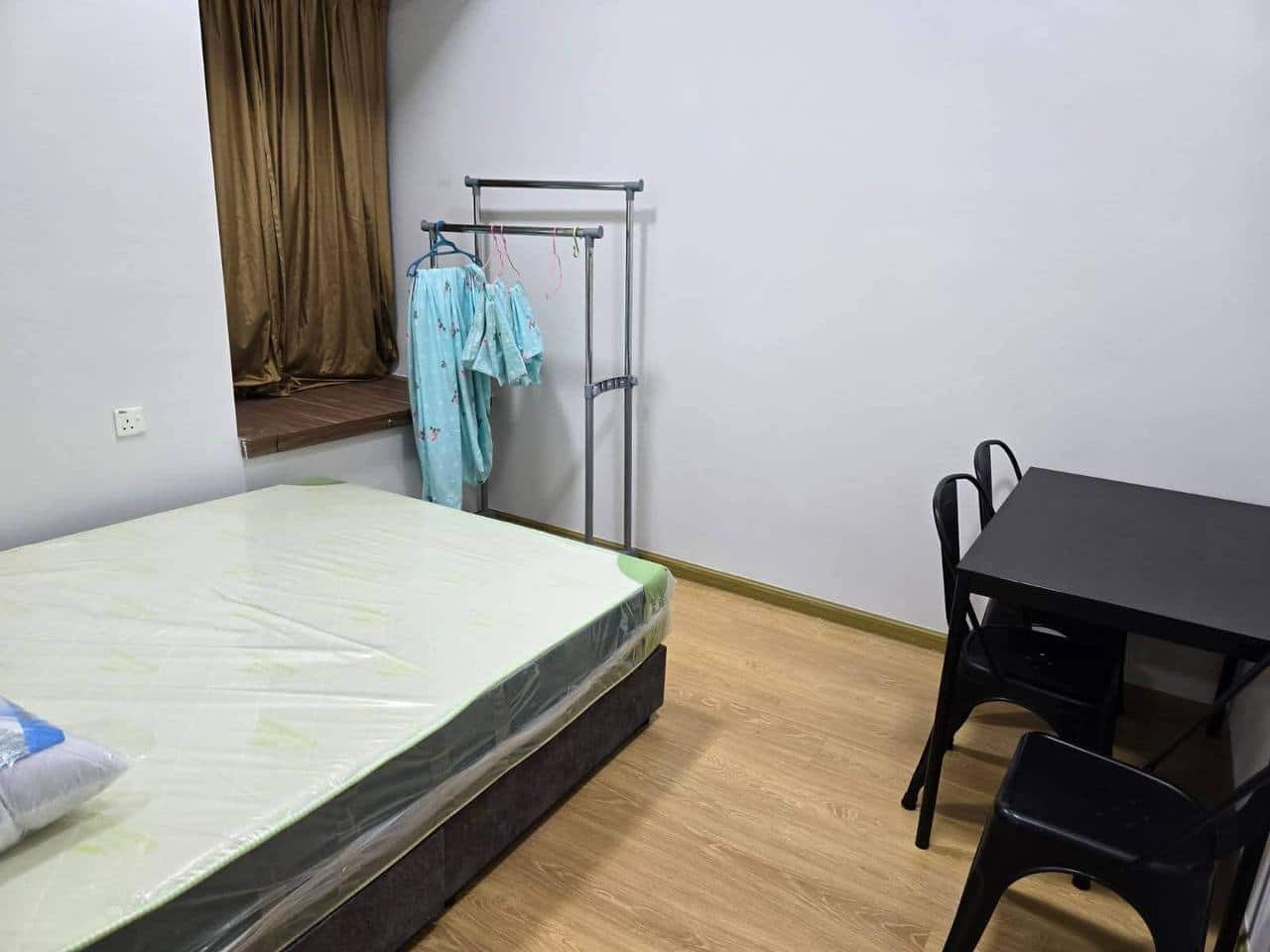 Condominium Country Garden Danga Bay Bay Point 3A 4