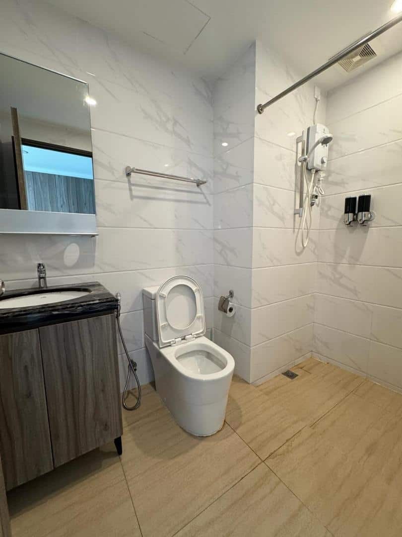 Service Apartment Central Park 10