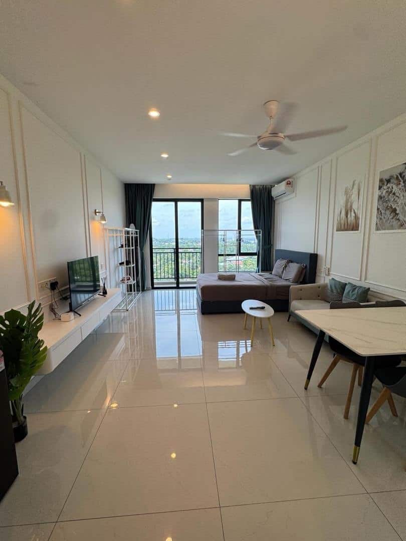 Service Apartment Central Park 1