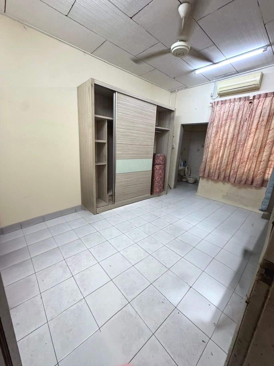 Single Storey Terrace House Taman Daya 6