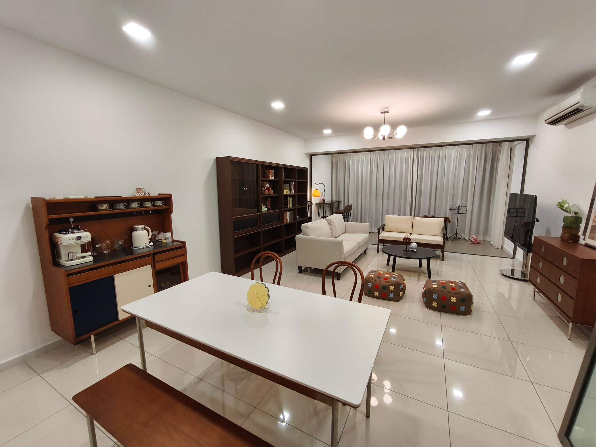 Condominium Medini 1