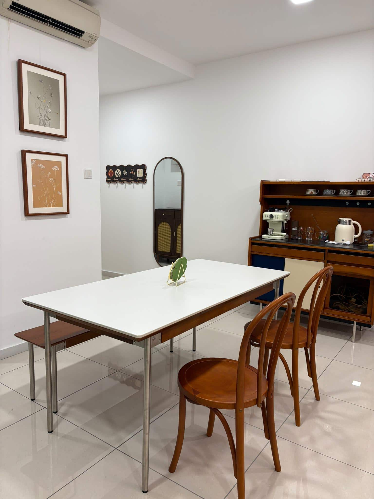 Condominium Medini 4